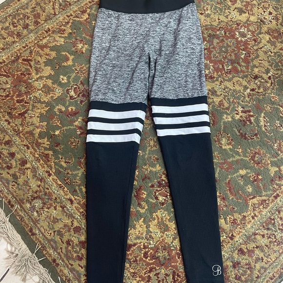 BOMBSHELL Sock Leggings - Picture 1 of 4